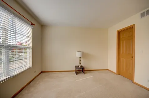 355 Grape Vine Trail Oswego IL 60543