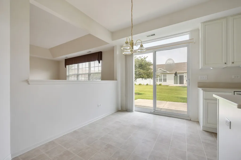 13504 Bonaire Road Huntley IL 60142