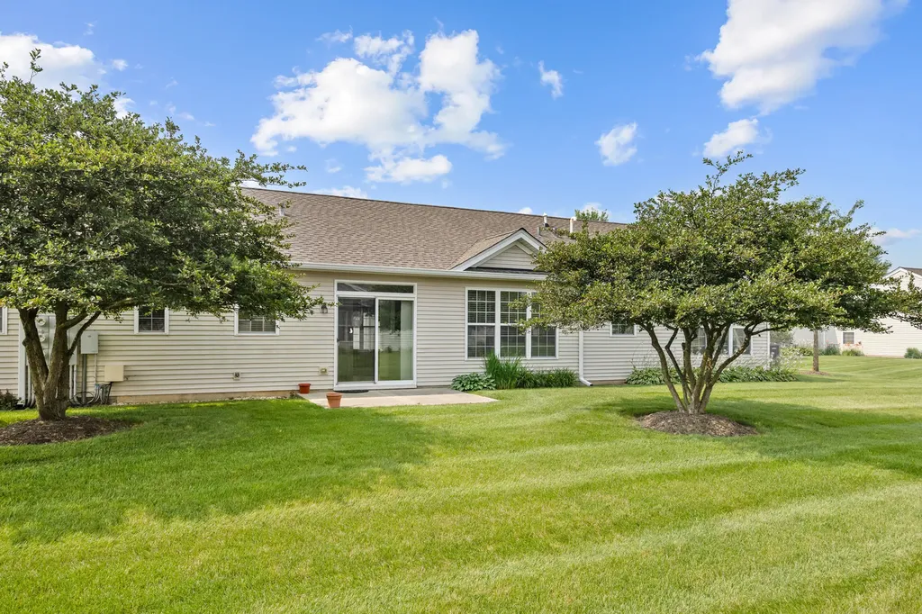 13504 Bonaire Road Huntley IL 60142