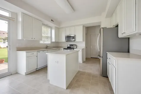 13504 Bonaire Road Huntley IL 60142