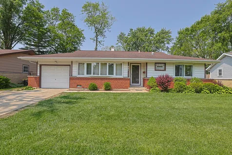 521 Edgewood Lane Elk Grove Village IL 60007