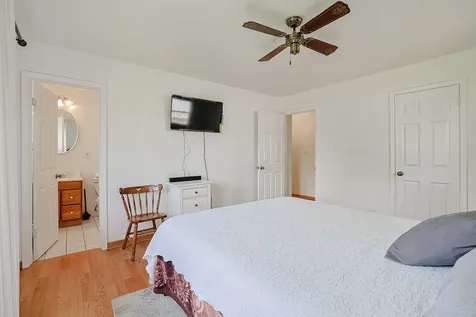 521 Edgewood Lane Elk Grove Village IL 60007