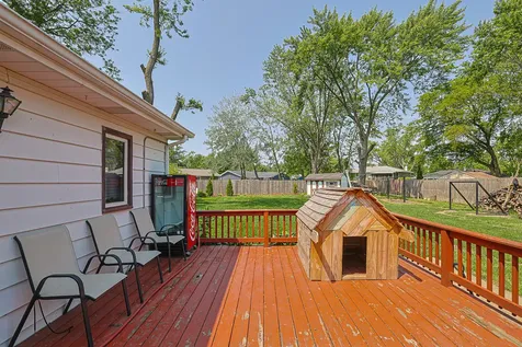 521 Edgewood Lane Elk Grove Village IL 60007