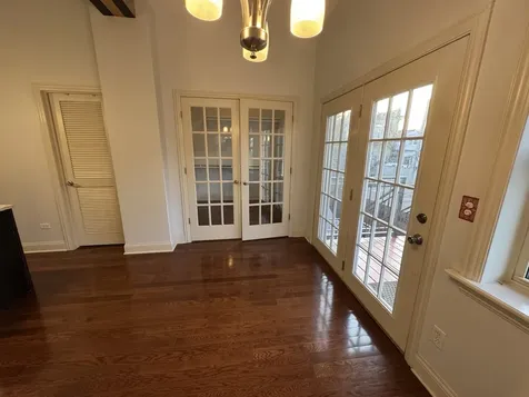 2244 West Homer Street Chicago IL 60647