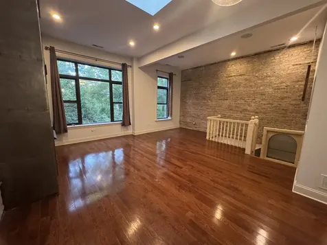 2244 West Homer Street Chicago IL 60647