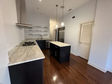 2244 West Homer Street Chicago IL 60647