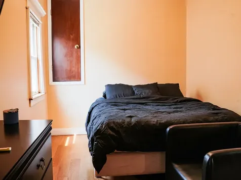 637 West 46th Place Chicago IL 60609