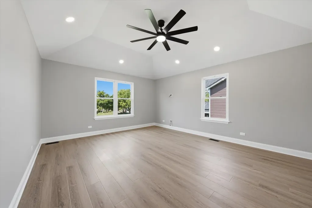 308 Homewood Drive Bolingbrook IL 60440