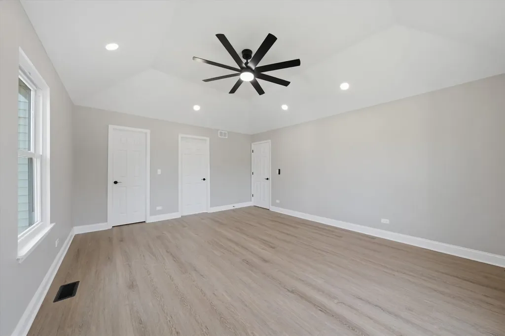 308 Homewood Drive Bolingbrook IL 60440