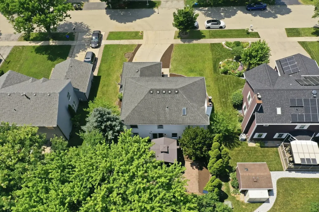 308 Homewood Drive Bolingbrook IL 60440