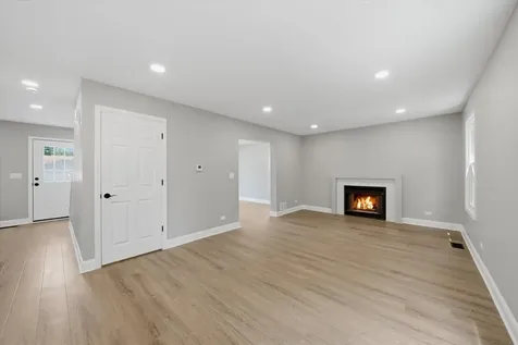 308 Homewood Drive Bolingbrook IL 60440
