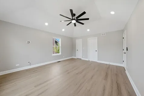 308 Homewood Drive Bolingbrook IL 60440