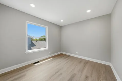 308 Homewood Drive Bolingbrook IL 60440