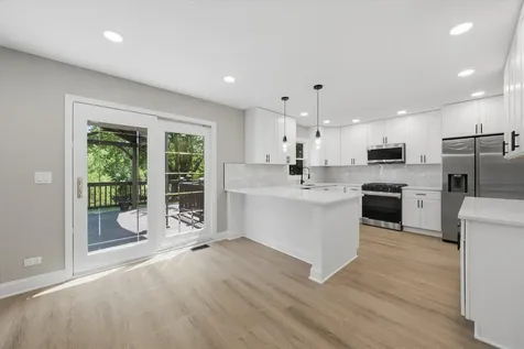308 Homewood Drive Bolingbrook IL 60440