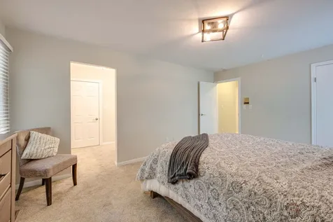 11335 Bayberry Drive Roscoe IL 61073