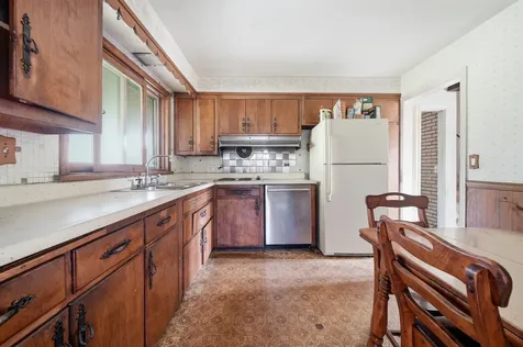 9240 South 86th Court Hickory Hills IL 60457