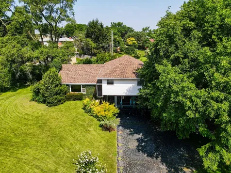 9240 South 86th Court Hickory Hills IL 60457
