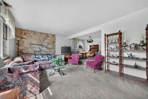 9240 South 86th Court Hickory Hills IL 60457