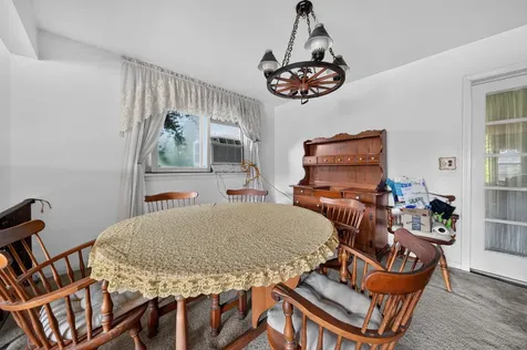 9240 South 86th Court Hickory Hills IL 60457