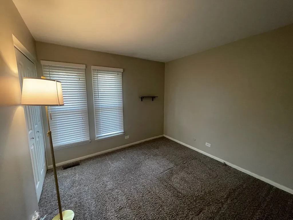 337 Merlin Court Bolingbrook IL 60440