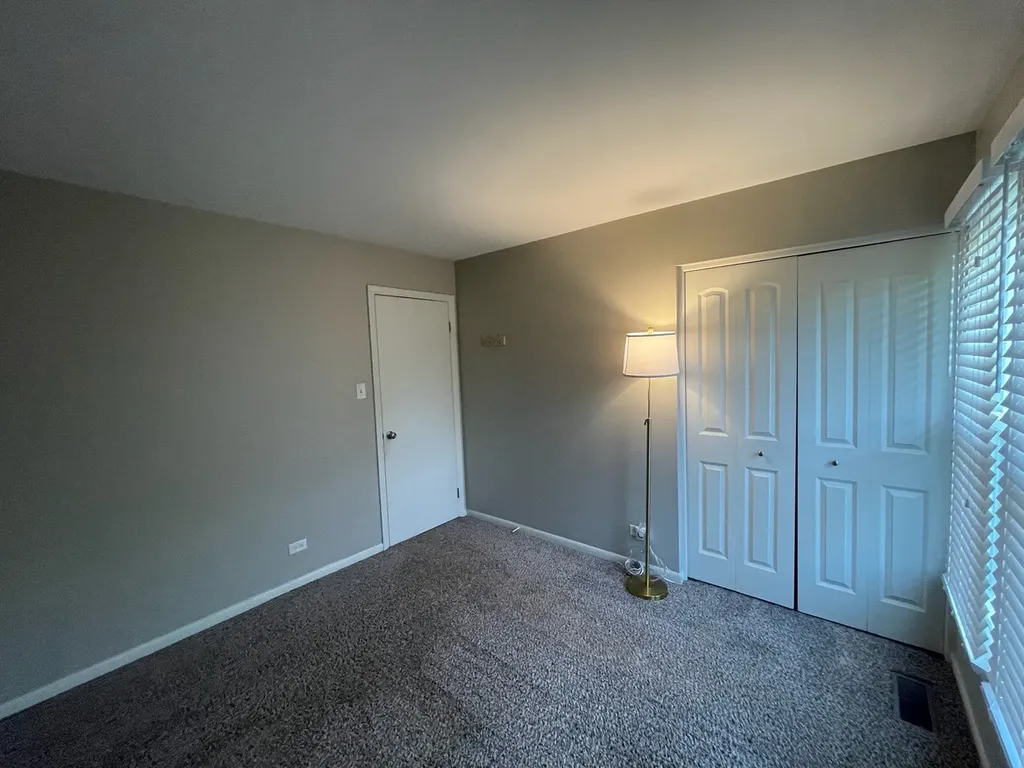 337 Merlin Court Bolingbrook IL 60440