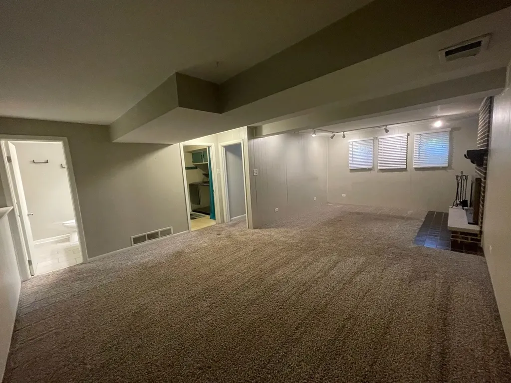 337 Merlin Court Bolingbrook IL 60440