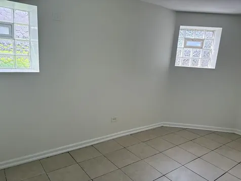 2822 West Flournoy Street Chicago IL 60612