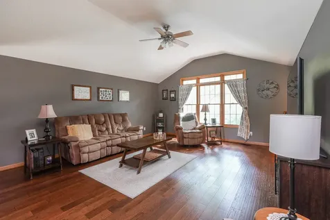 6174 Tulip Lane Grant Park IL 60940