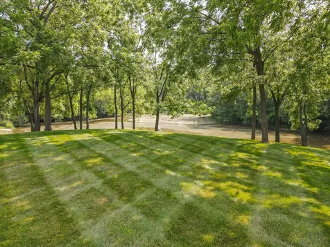 6174 Tulip Lane Grant Park IL 60940