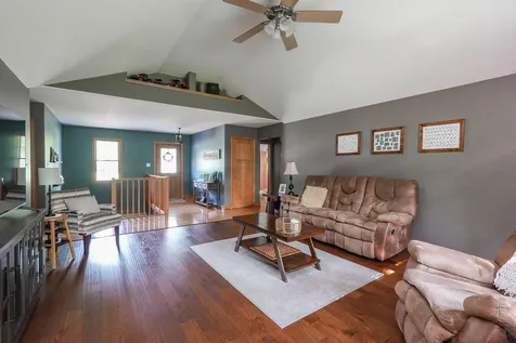 6174 Tulip Lane Grant Park IL 60940