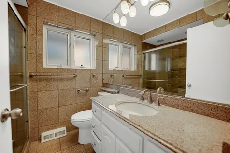 7520 West Carmen Avenue Harwood Heights IL 60706