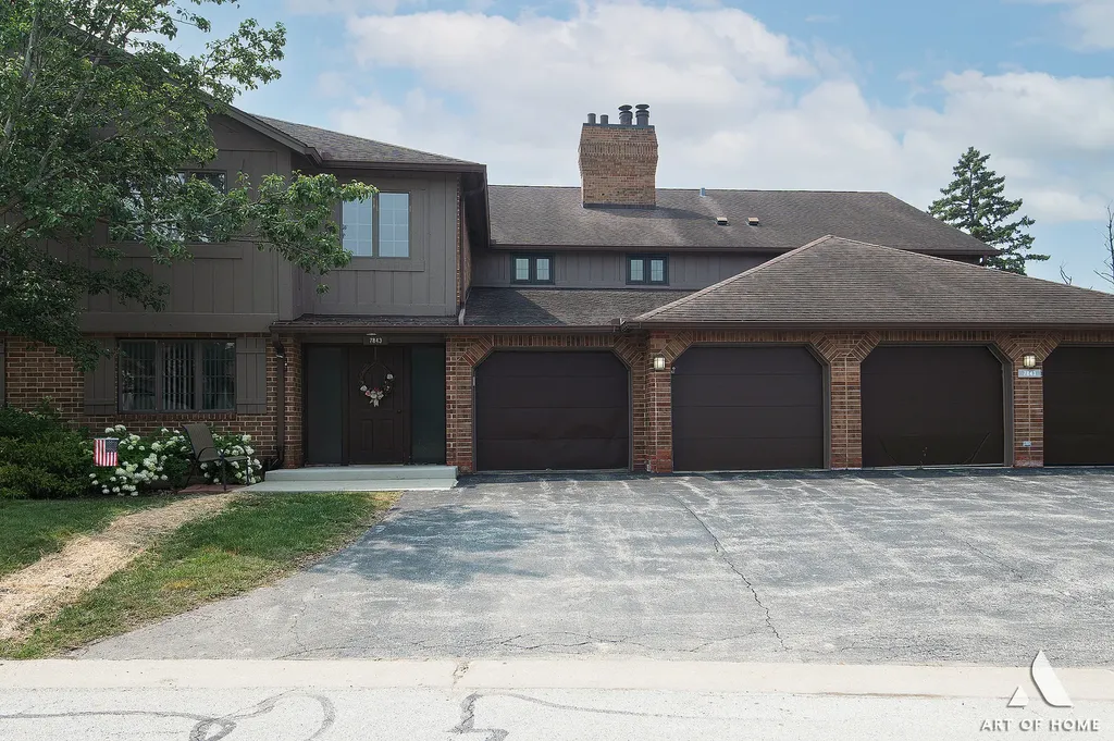 7843 West Arquilla Drive Palos Heights IL 60463