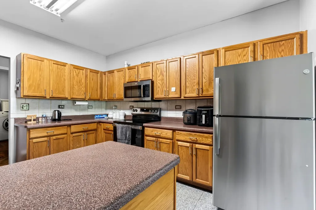 7410 Lincoln Avenue Skokie IL 60076