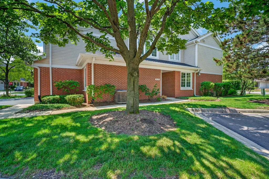 7410 Lincoln Avenue Skokie IL 60076