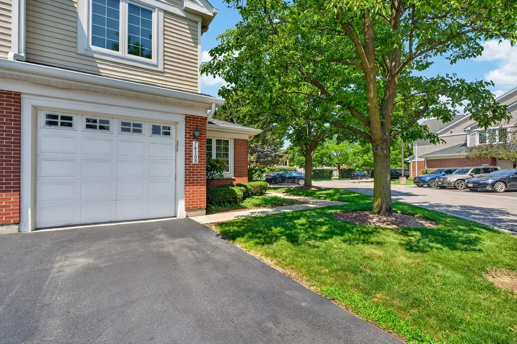 7410 Lincoln Avenue Skokie IL 60076