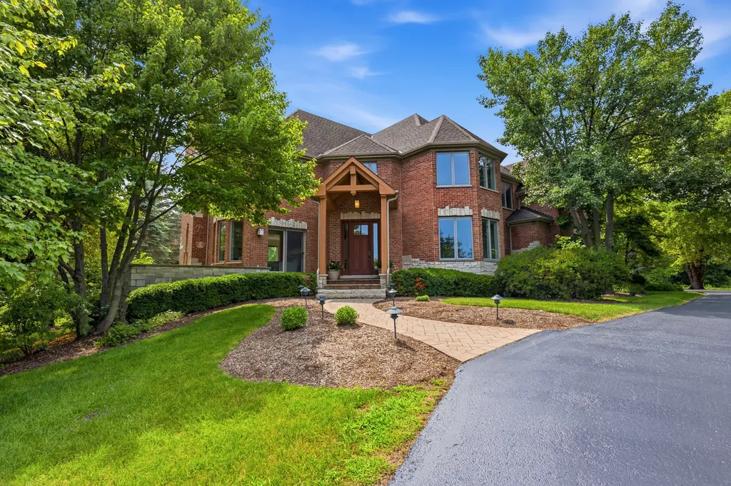 39542 Orchard Bluff Lane Wadsworth IL 60083