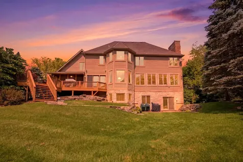 39542 Orchard Bluff Lane Wadsworth IL 60083