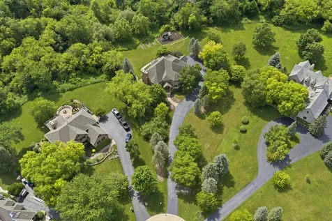 39542 Orchard Bluff Lane Wadsworth IL 60083
