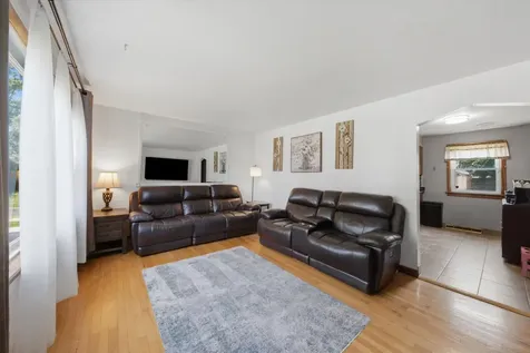 6743 106TH Place Chicago Ridge IL 60415