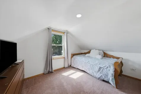 6743 106TH Place Chicago Ridge IL 60415