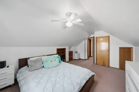 6743 106TH Place Chicago Ridge IL 60415