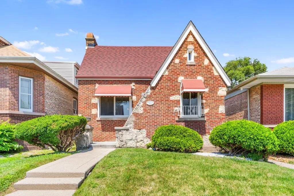 1534 East 86th Place Chicago IL 60619