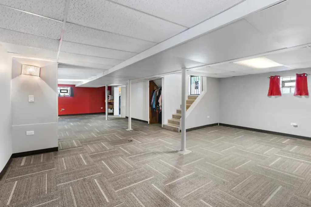 1534 East 86th Place Chicago IL 60619