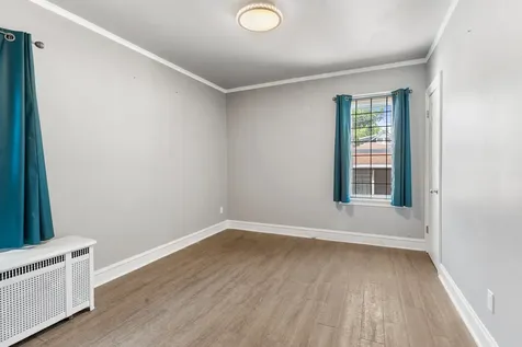 1534 East 86th Place Chicago IL 60619