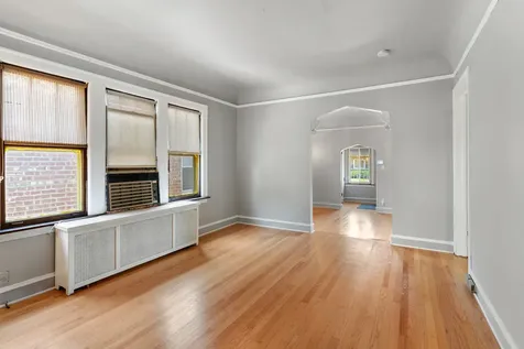 1534 East 86th Place Chicago IL 60619