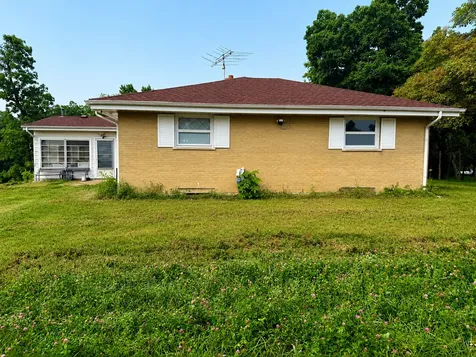 11305 Ballard Road Woodstock IL 60098