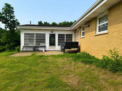 11305 Ballard Road Woodstock IL 60098
