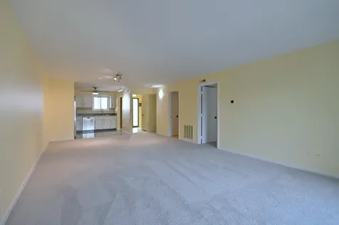 6221 North Niagara Avenue Chicago IL 60631