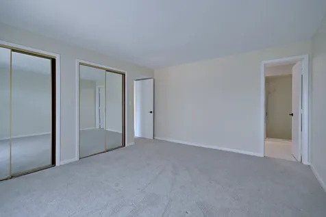 6221 North Niagara Avenue Chicago IL 60631
