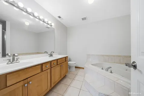 11100 Karen Drive Orland Park IL 60467